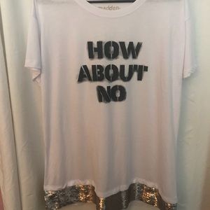 XL Madden NYC tee shirt w a sequin twist